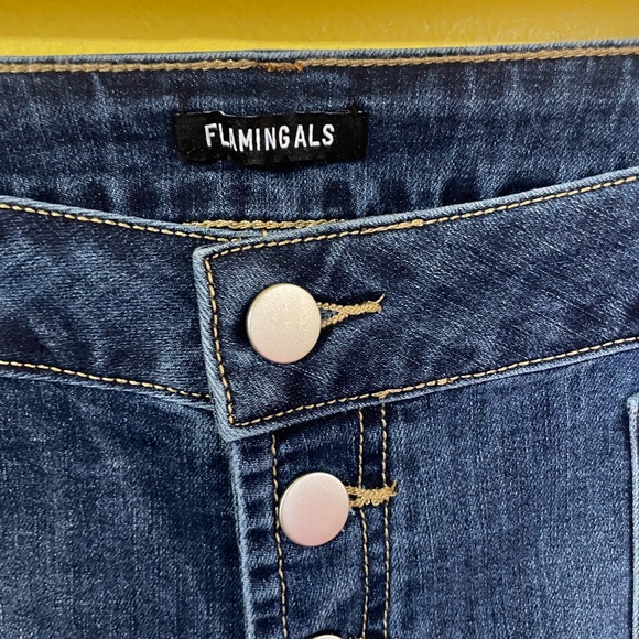 ☀️NWT Flamingals Blue Denim Jeans - Picture 2 of 5